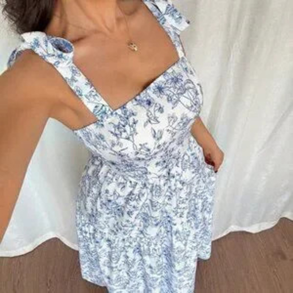 Blue And White Boho Floral Women's Elegant Long Dress - Picture 4 of 5